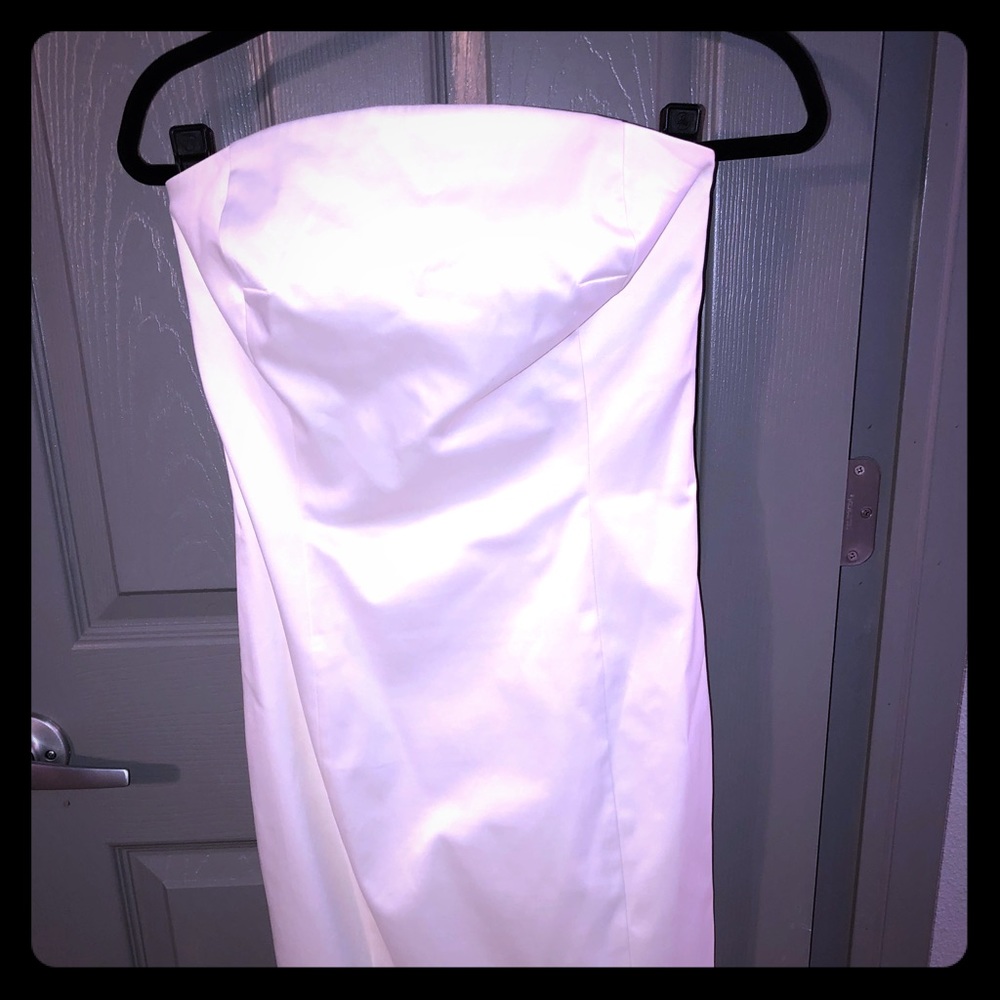 Strapless pin-skirt style satin dress